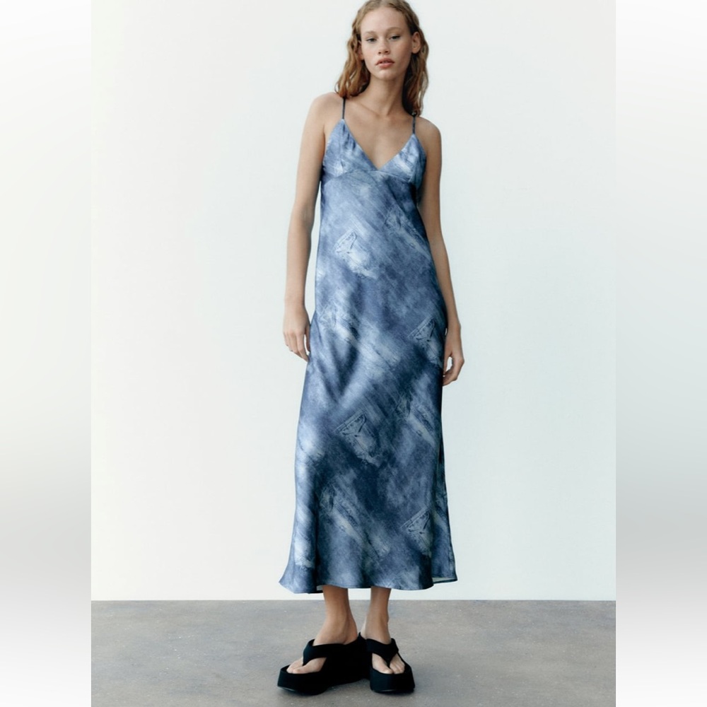Zara PRINTED SATIN EFFECT SLIP DRESS